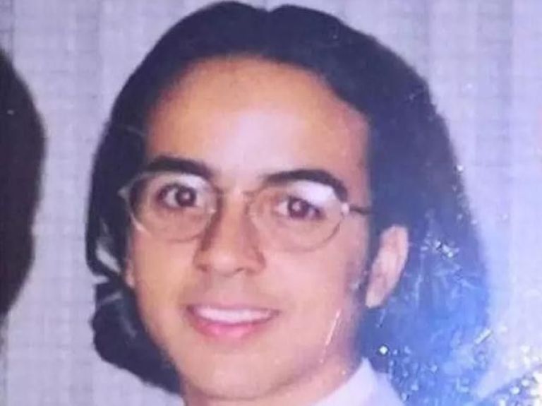 ¡Inédita foto de Luis Fonsi cuando era adolescente!