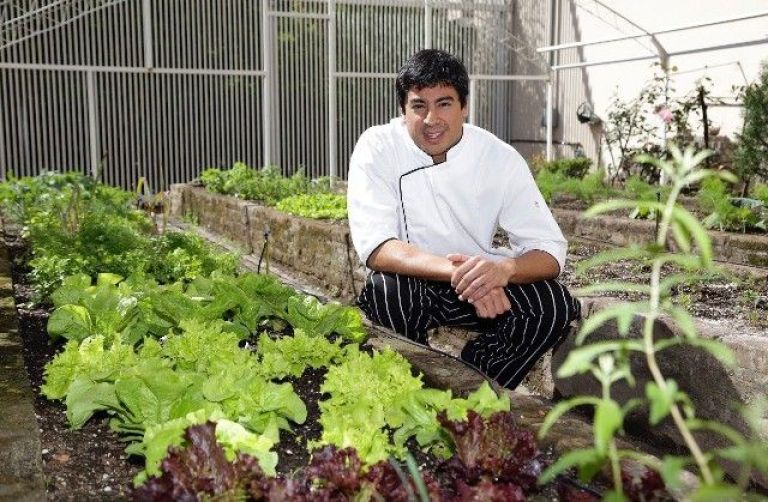 #ReportajeHi: Ezequiel Guzmán, el chef de la Embajada de los EE.UU.