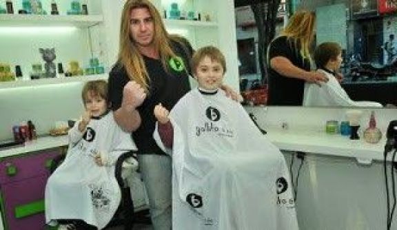 Vicente Viloni de ídolo a peluquero