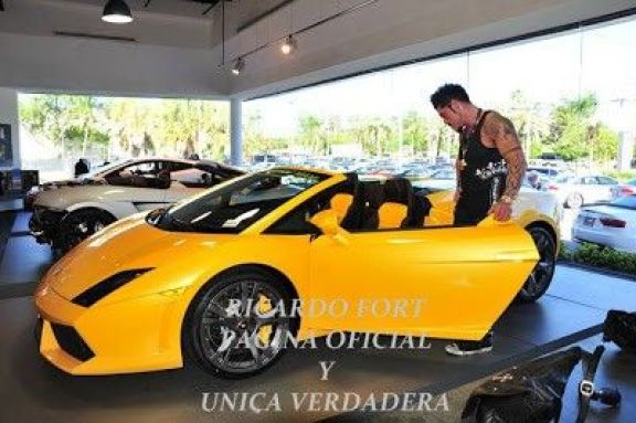 Ricardo Fort se compró un Lamborghini [fotos]