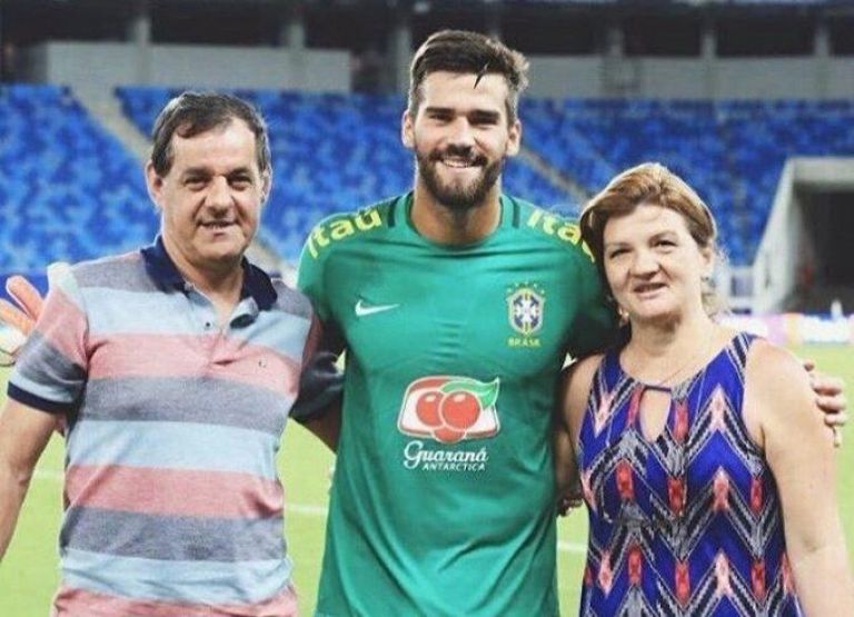 hallaron muerto al padre de alisson becker arquero de la selección de