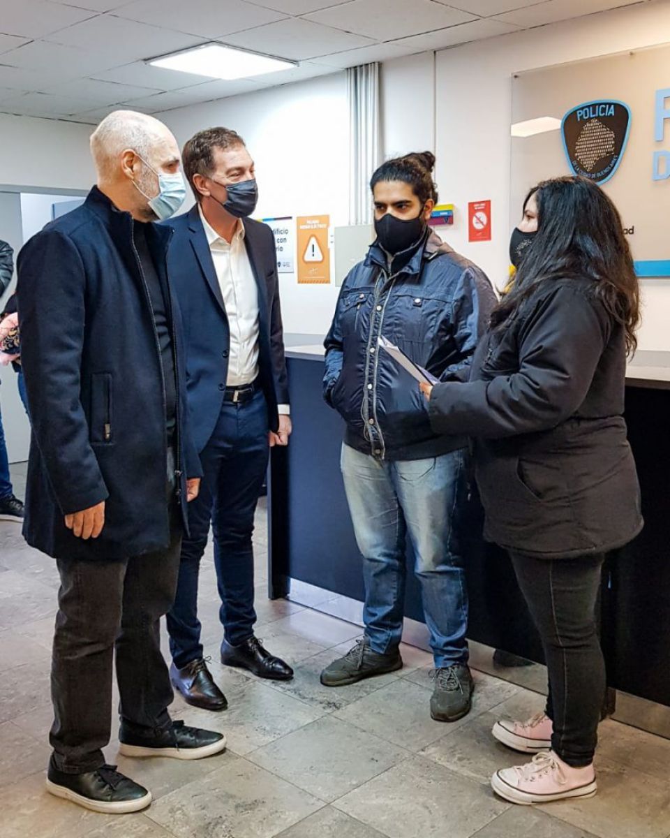 Santilli: "Devolver un celular es un acto de justicia y reparación"