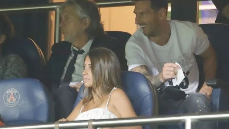 Anto Roccuzzo y Wanda Nara coincidieron por primera vez en el estadio del PSG