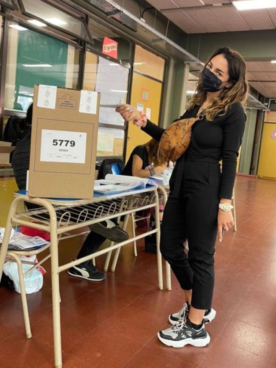 PASO 2021: cómo se acercaron los famosos a las urnas