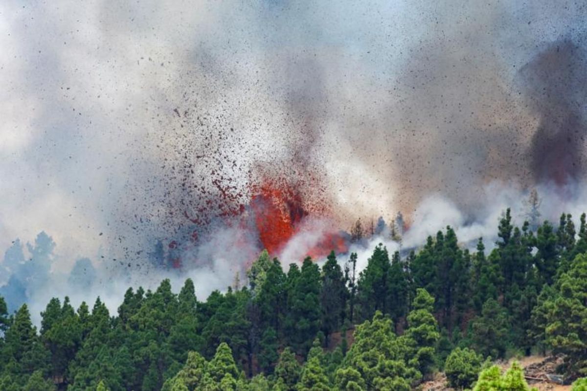 Las imágenes de la erupción volcánica en España