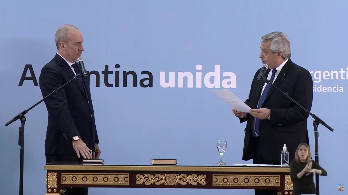 Alberto Fernández les tomó juramento a los nuevos integrantes de su Gabinete