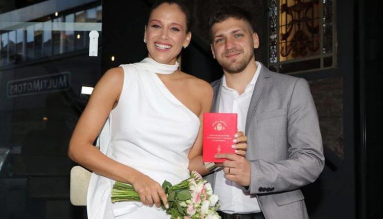 Barbie Vélez y Lucas Rodríguez se casaron en una ceremonia íntima: Mirá las mejores fotos
