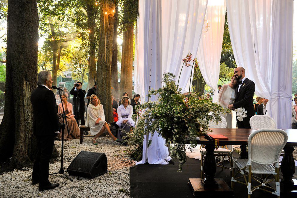 La fiesta de bodas de Abel Pintos y Mora Calabrese