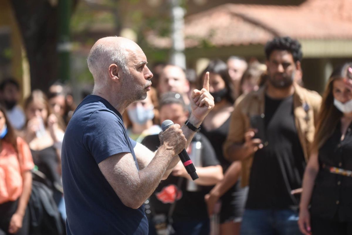 Jorge Macri y Larreta junto a jóvenes en Vicente López