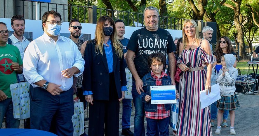 Inauguración de la muestra "Gente de Mi Ciudad" y entrega de premios