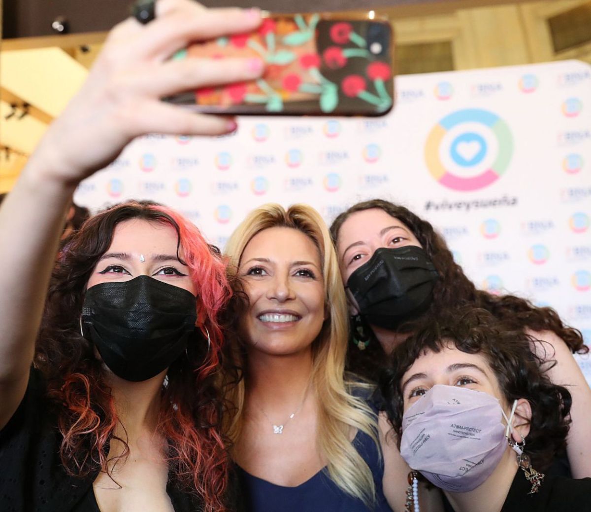 Fabiola Yáñez: “Queremos que cada niña y niño tenga la oportunidad de hacer música”