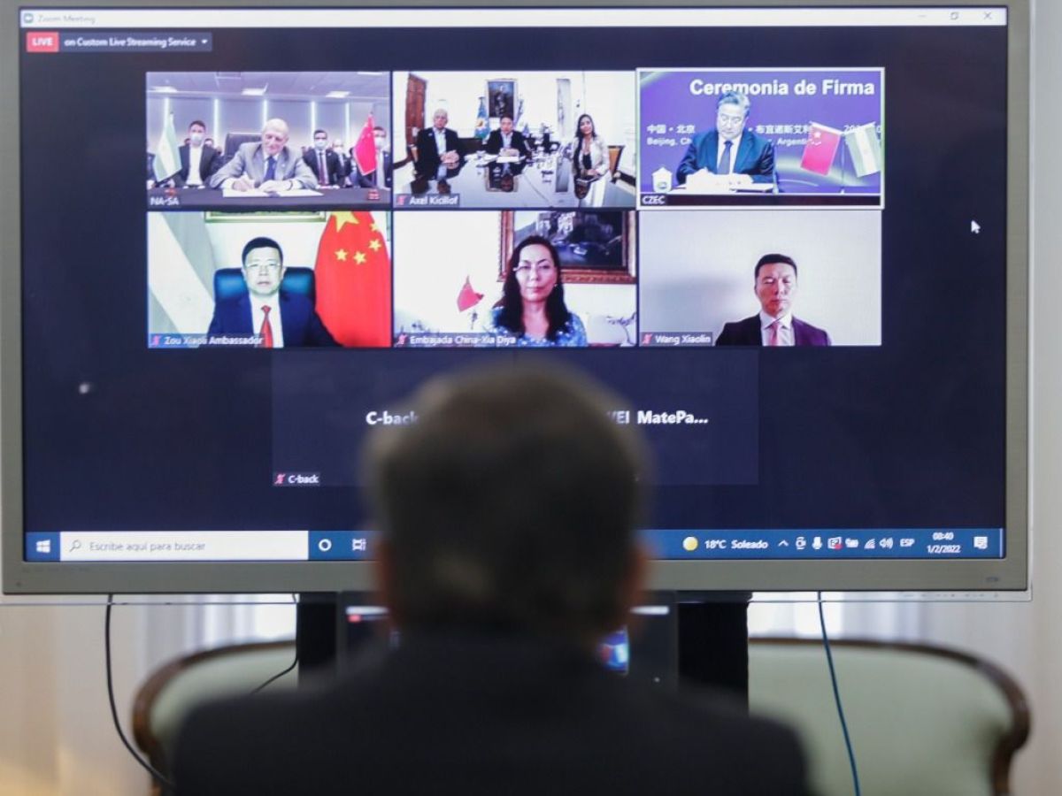 Axel Kicillof participó de la firma del convenio para la construcción de Atucha III