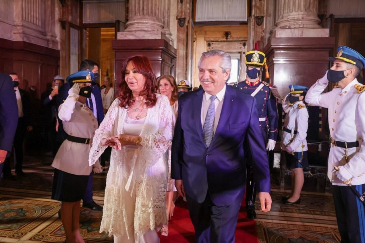 El discurso del presidente en el Congreso: "No quedó nada del dinero del FMI, ni un puente, ni una carretera, solo una deuda externa impagable"