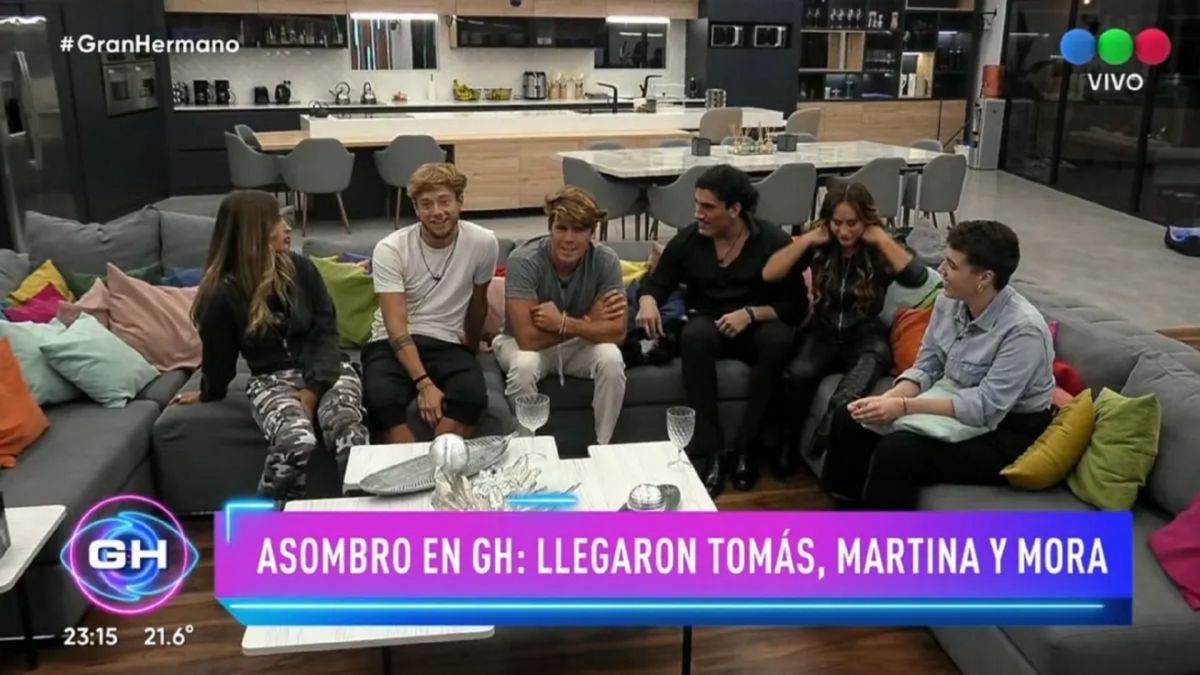 La reacción de los participantes al ingreso de Mora, Holder y Martina