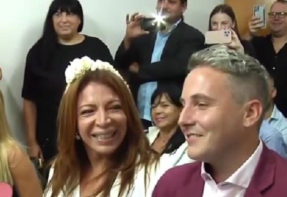 Lizy Tagliani y Sebastián Nebot pasaron por el Civil y dieron el "sí"