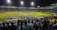 Tragedia en El Salvador: Una avalancha en un estadio de fútbol dejó múltiples víctimas 